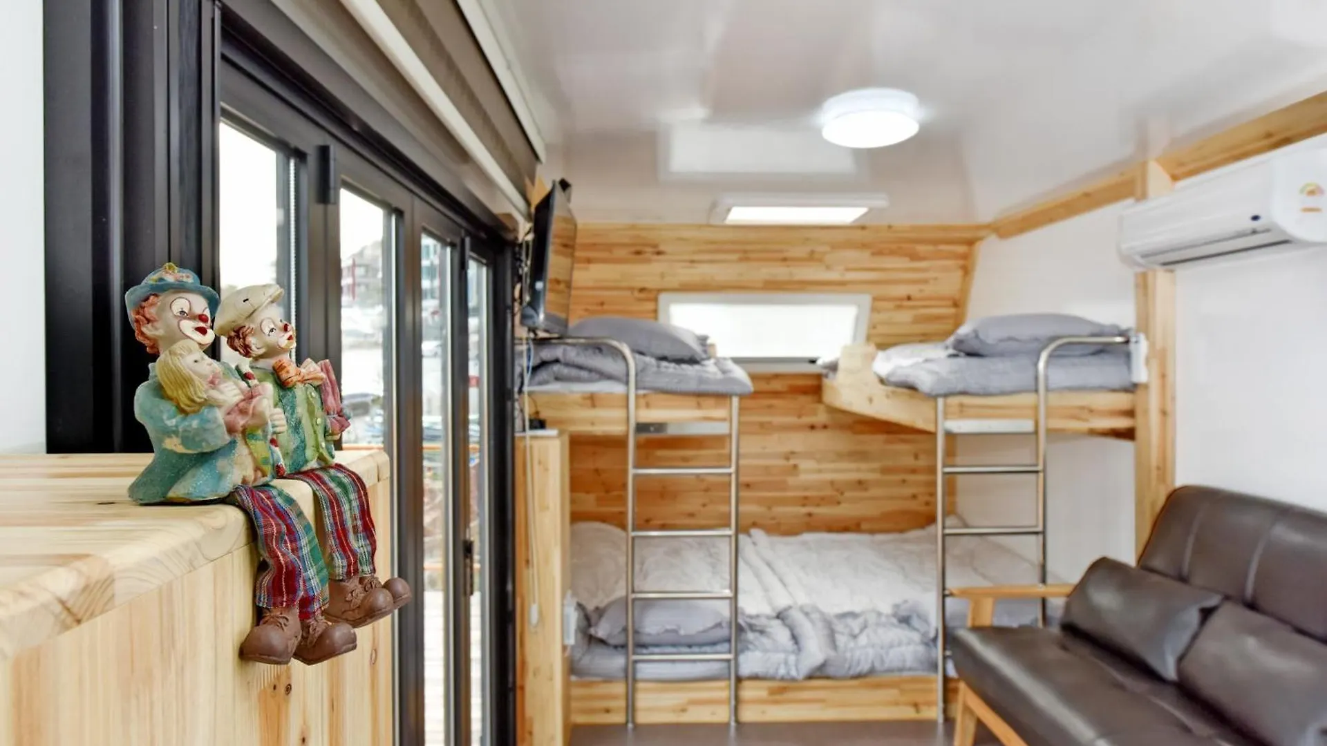 בית הארחה בוסאן Olla Caravan Pension