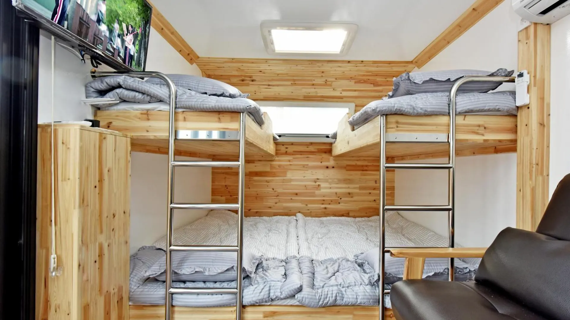 Olla Caravan Pension Busan