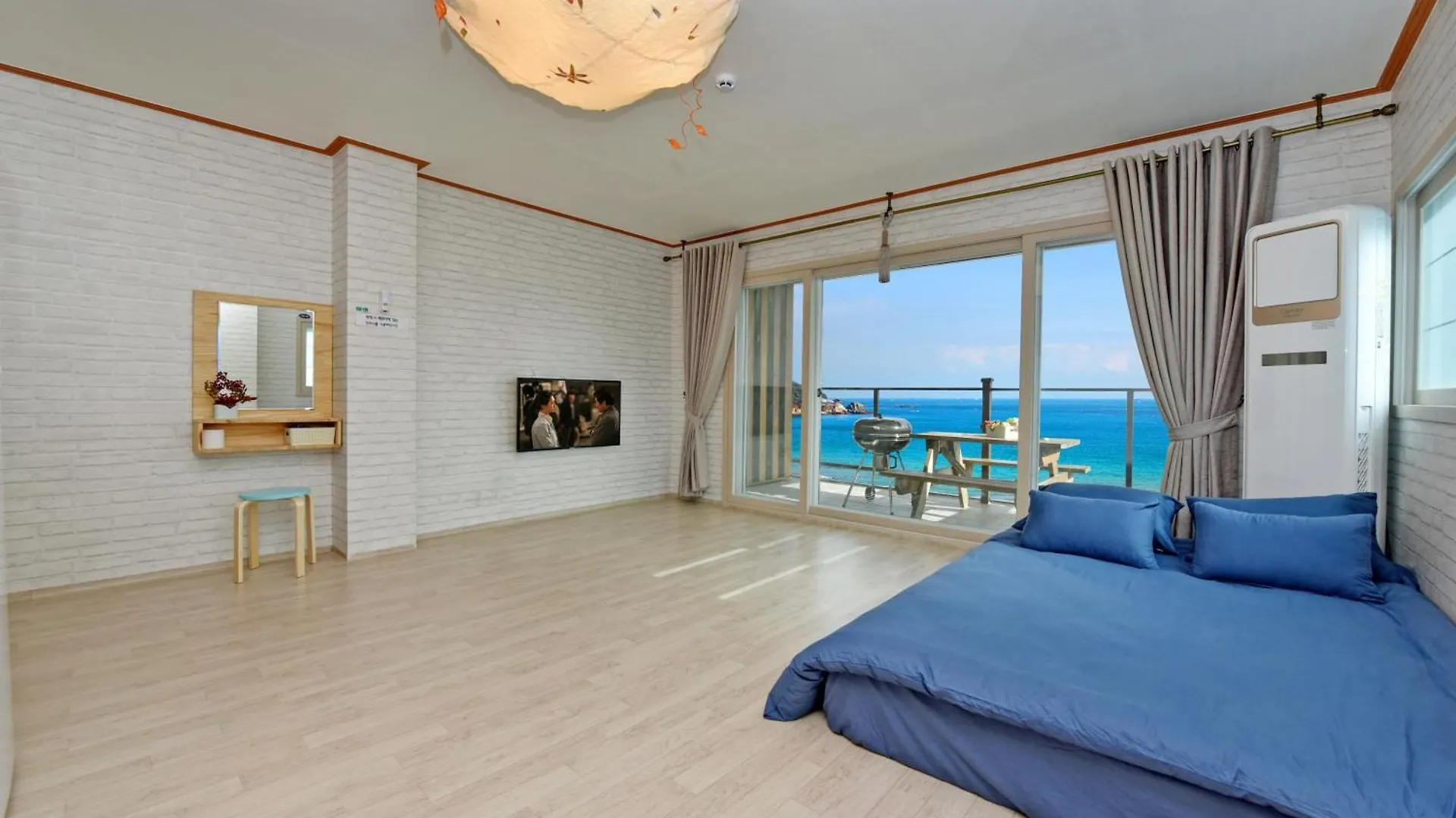 Olla Caravan Pension Busan